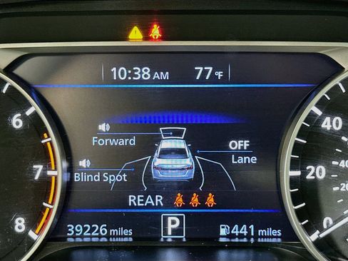 Used 2025 Nissan Altima 2.5 SV FWD image 19
