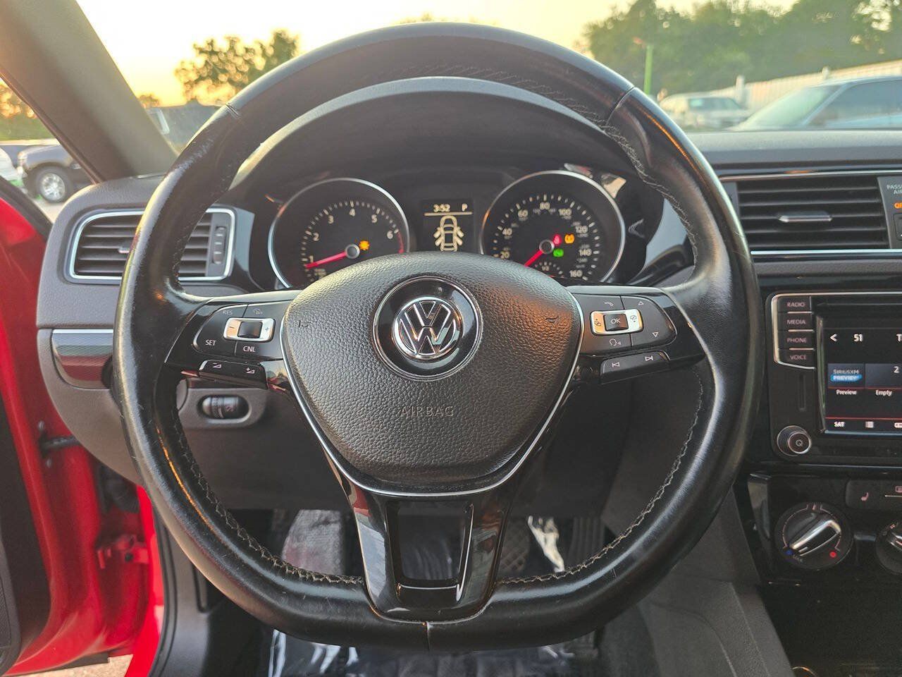 Used 2018 Volkswagen Jetta Sport FWD image 30
