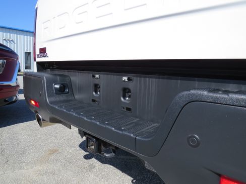 Used 2025 Honda Ridgeline TrailSport image 11