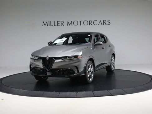 Used 2024 Alfa Romeo Tonale Veloce image 3
