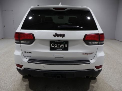 Used 2021 Jeep Grand Cherokee Trailhawk image 3