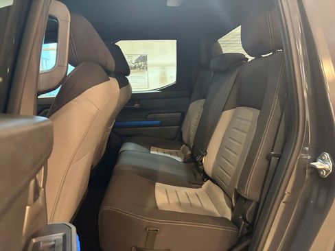 Used 2025 Toyota Tacoma TRD Off-Road image 24