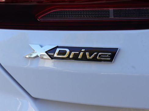 New 2026 BMW M850i xDrive image 10