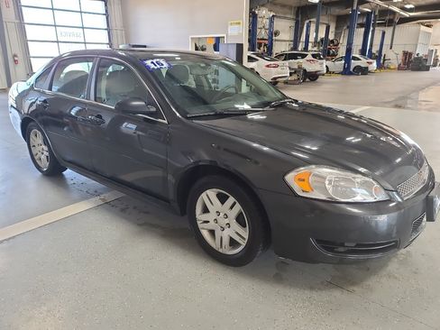 Used 2016 Chevrolet Impala LT image 4