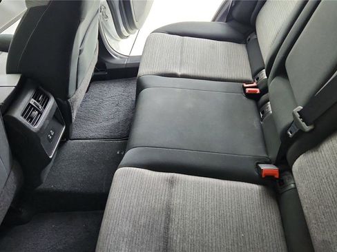 Certified 2022 Nissan Rogue SV image 32