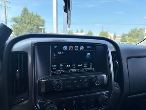 Used 2019 Chevrolet Silverado 2500 LT AWD/4WD image 20
