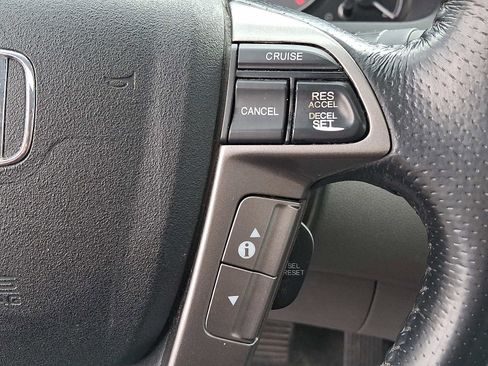 Used 2016 Honda Odyssey Touring Elite image 24