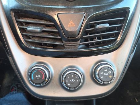 Used 2020 Chevrolet Spark LT image 29