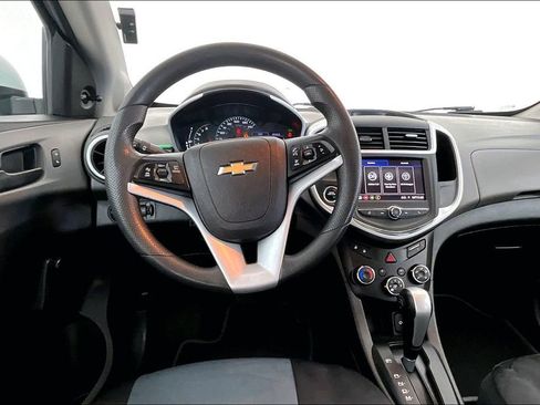 Used 2020 Chevrolet Sonic LT image 7