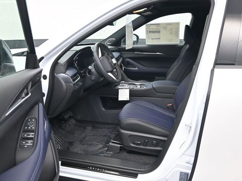 New 2026 INFINITI QX60 Sport w/ Dark Cargo Package image 9