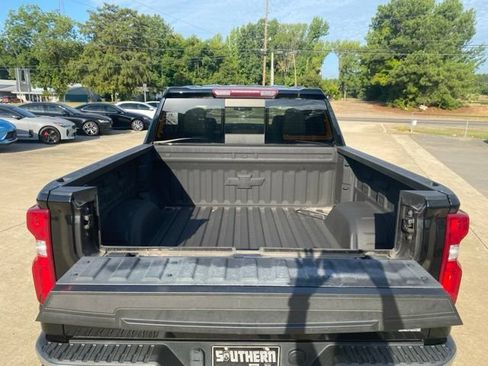 Used 2022 Chevrolet Silverado 1500 LTZ w/ LTZ Premium Texas Edition AWD/4WD image 11