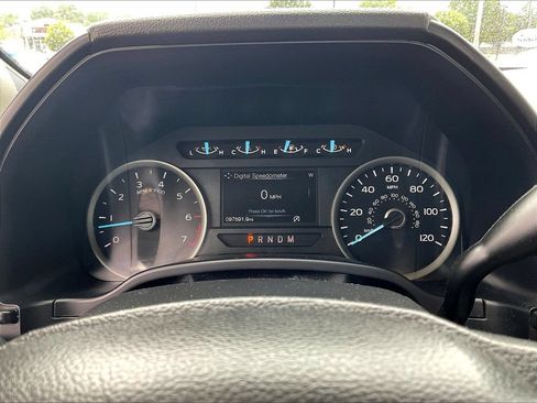 Used 2018 Ford F150 XLT w/ Equipment Group 302A Luxury AWD/4WD image 13