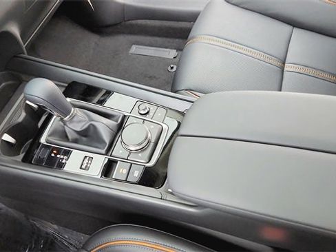 Used 2024 MAZDA CX-50 AWD 2.5 Turbo image 33