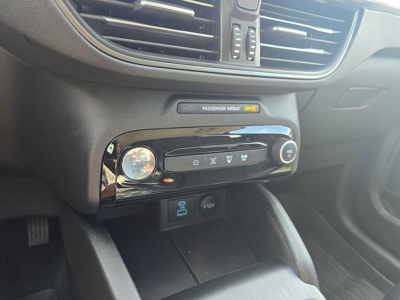 Used 2023 Ford Escape SE FWD image 31