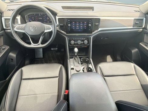 Used 2023 Volkswagen Atlas SE AWD/4WD image 16