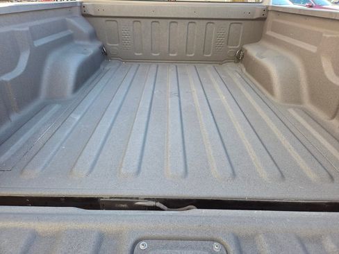 Used 2022 Jeep Gladiator Rubicon w/ Cold Weather Group image 12