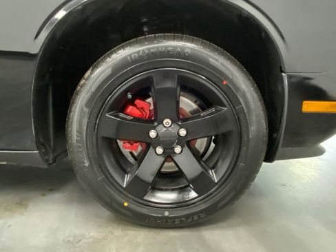 Used 2012 Dodge Challenger SXT image 16