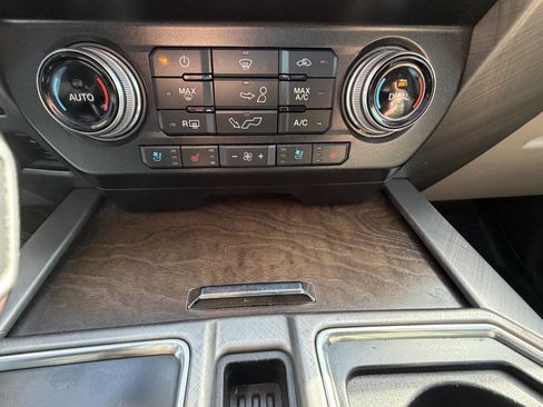 Used 2020 Ford F150 Limited AWD/4WD image 26