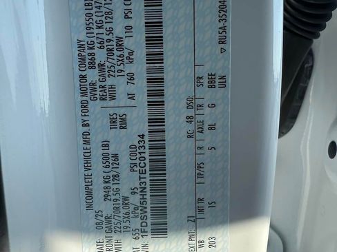 New 2026 Ford F550 4x4 Crew Cab image 10