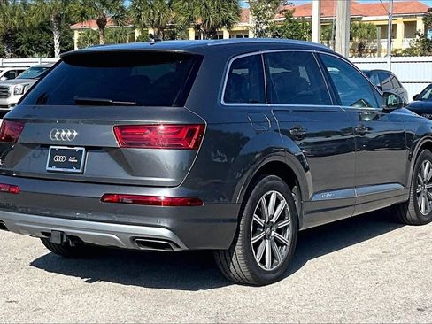 Used 2019 Audi Q7 3.0T Premium Plus image 5