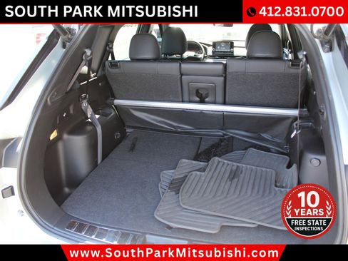 Used 2022 Mitsubishi Outlander SEL Black Edition FWD image 30