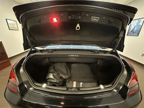 Used 2015 BMW M6 Convertible image 34