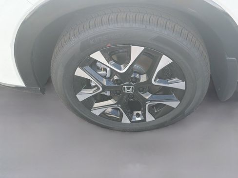 New 2026 Honda HR-V EX-L image 25