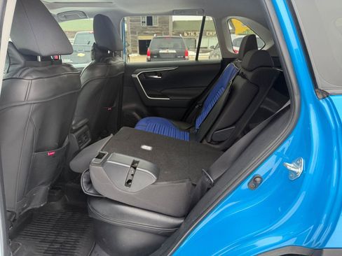 Used 2019 Toyota RAV4 XLE image 29