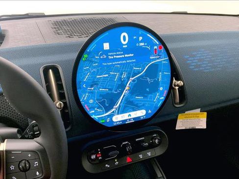 Used 2025 MINI Cooper Countryman S w/ Comfort Package Max image 5