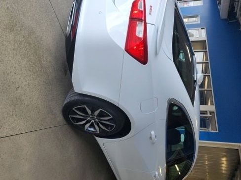 Used 2024 Chevrolet Malibu RS image 4