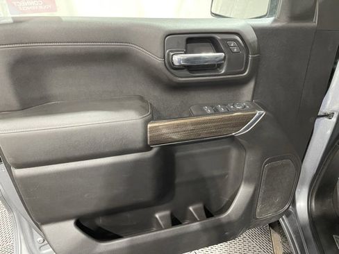 Used 2020 Chevrolet Silverado 1500 RST image 9