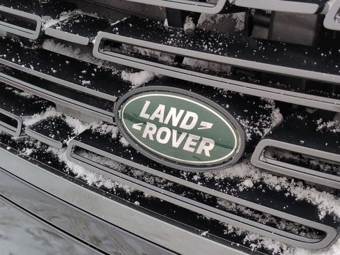 New 2026 Land Rover Range Rover Long Wheelbase SE image 11