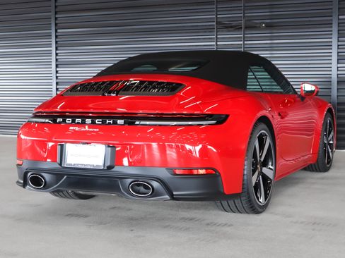 Used 2026 Porsche 911 Carrera image 11