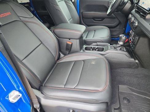 New 2026 Jeep Wrangler Unlimited Rubicon image 12