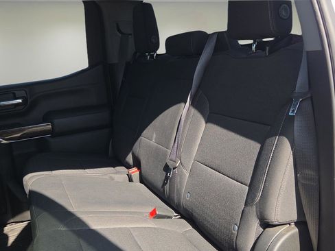 Used 2021 GMC Sierra 1500 SLE image 26