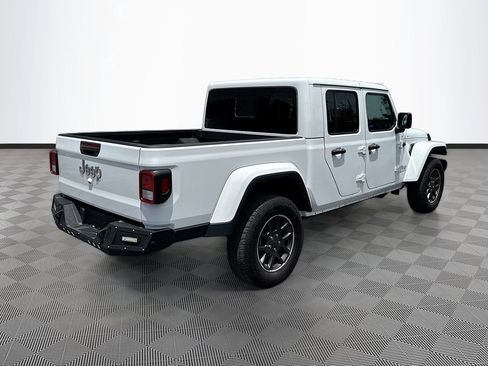 Used 2023 Jeep Gladiator Overland AWD/4WD image 6