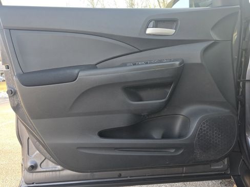 Used 2016 Honda CR-V SE image 16