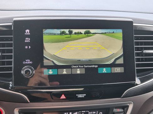 Used 2023 Honda Passport EX-L image 21
