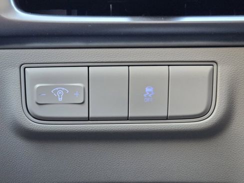 Certified 2025 Hyundai Tucson SE image 22