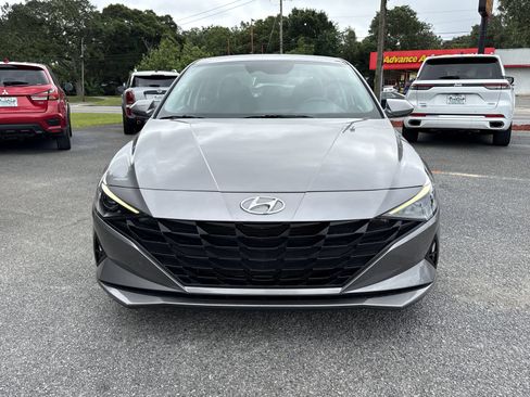 Used 2023 Hyundai Elantra SEL FWD image 8