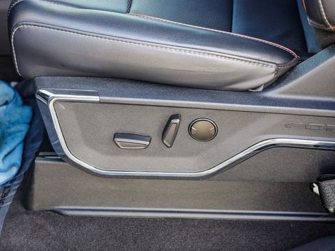 Used 2024 Ford F250 Lariat image 22