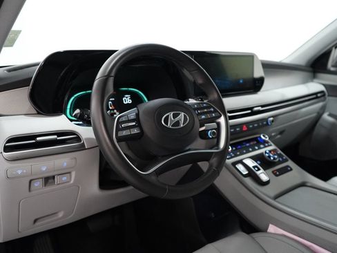Used 2025 Hyundai Palisade SEL AWD/4WD image 14
