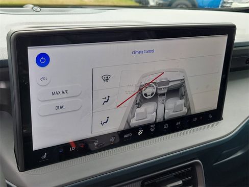 New 2025 Ford Maverick Lariat w/ Black Appearance Package image 21