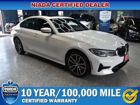 Used 2020 BMW 330i xDrive Sedan w/ Convenience Package AWD/4WD image 1