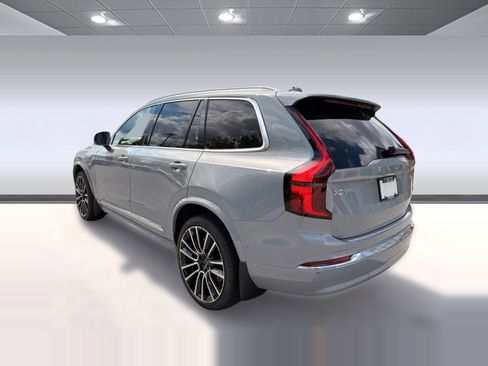 Certified 2026 Volvo XC90 B6 Plus w/ Protection Package image 3