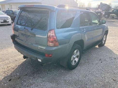 Used 2003 Toyota 4Runner SR5 AWD/4WD image 5