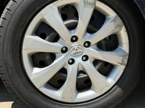 Used 2025 Toyota Corolla LE FWD image 10
