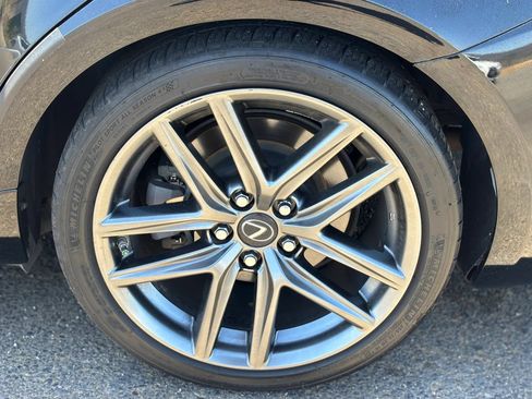 Used 2014 Lexus IS 350 w/ F Sport Package RWD image 10
