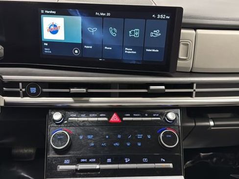 Used 2025 Hyundai Santa Fe SEL image 12