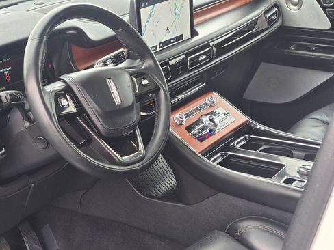 Used 2023 Lincoln Aviator Reserve w/ Equipment Group 201A image 27